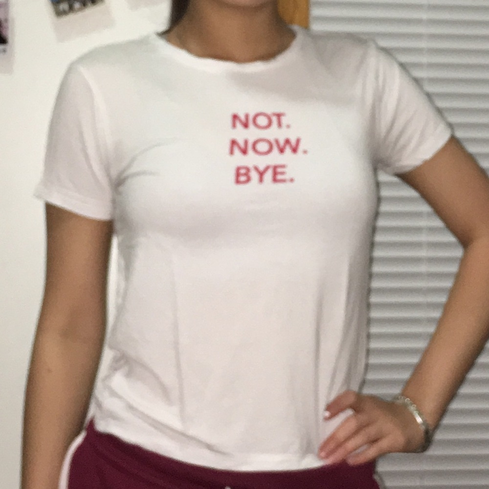 F21 white tee